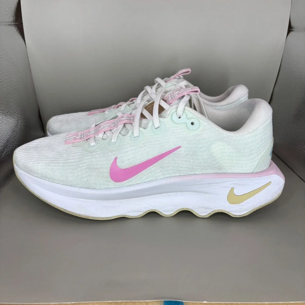 Nike Motiva Walking Shoes Barely Volt Pink Foam HM3731-131 Womens 11.5 - Picture 3 of 7